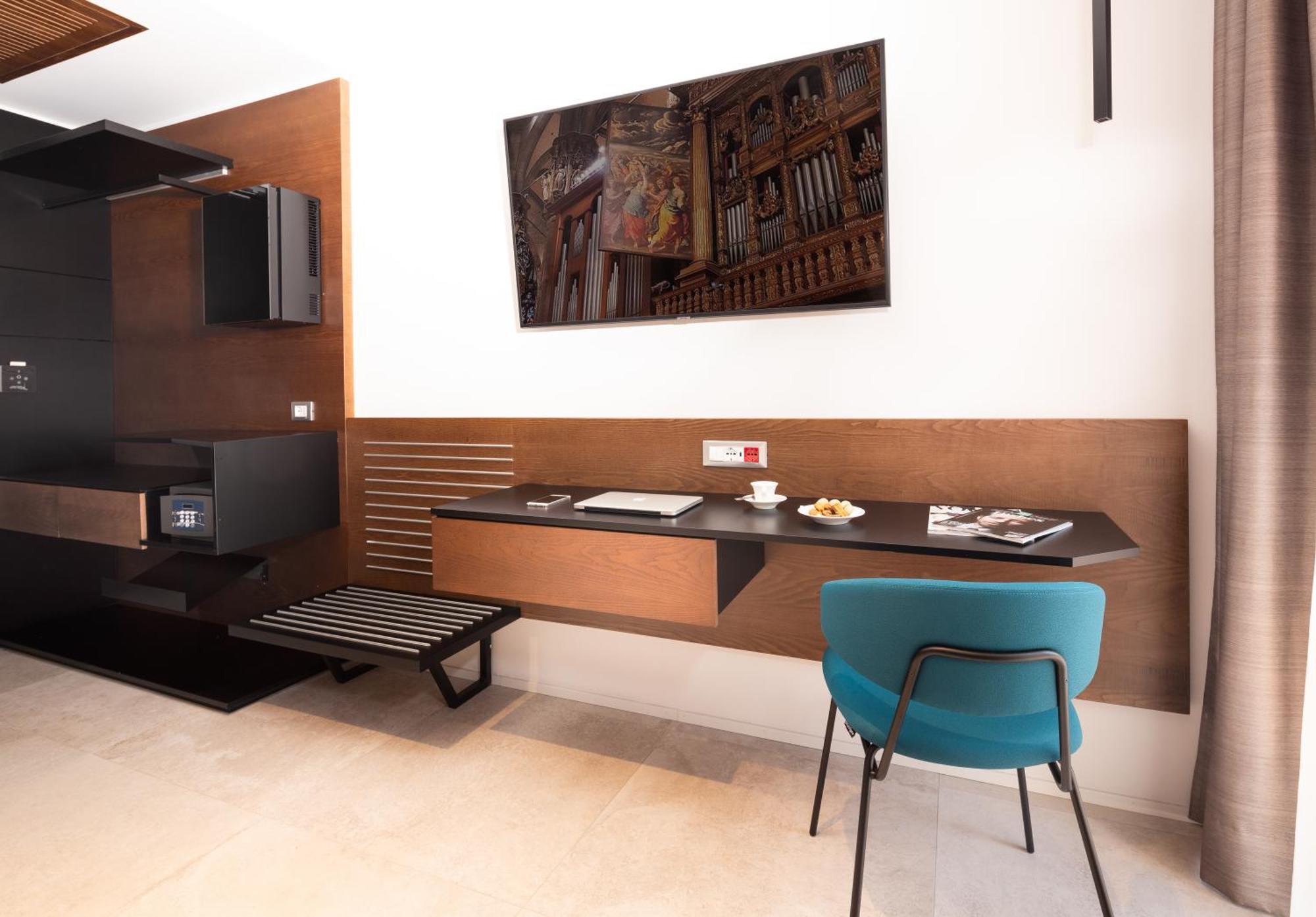 The Corner Duomo Hotel ميلان الغرفة الصورة