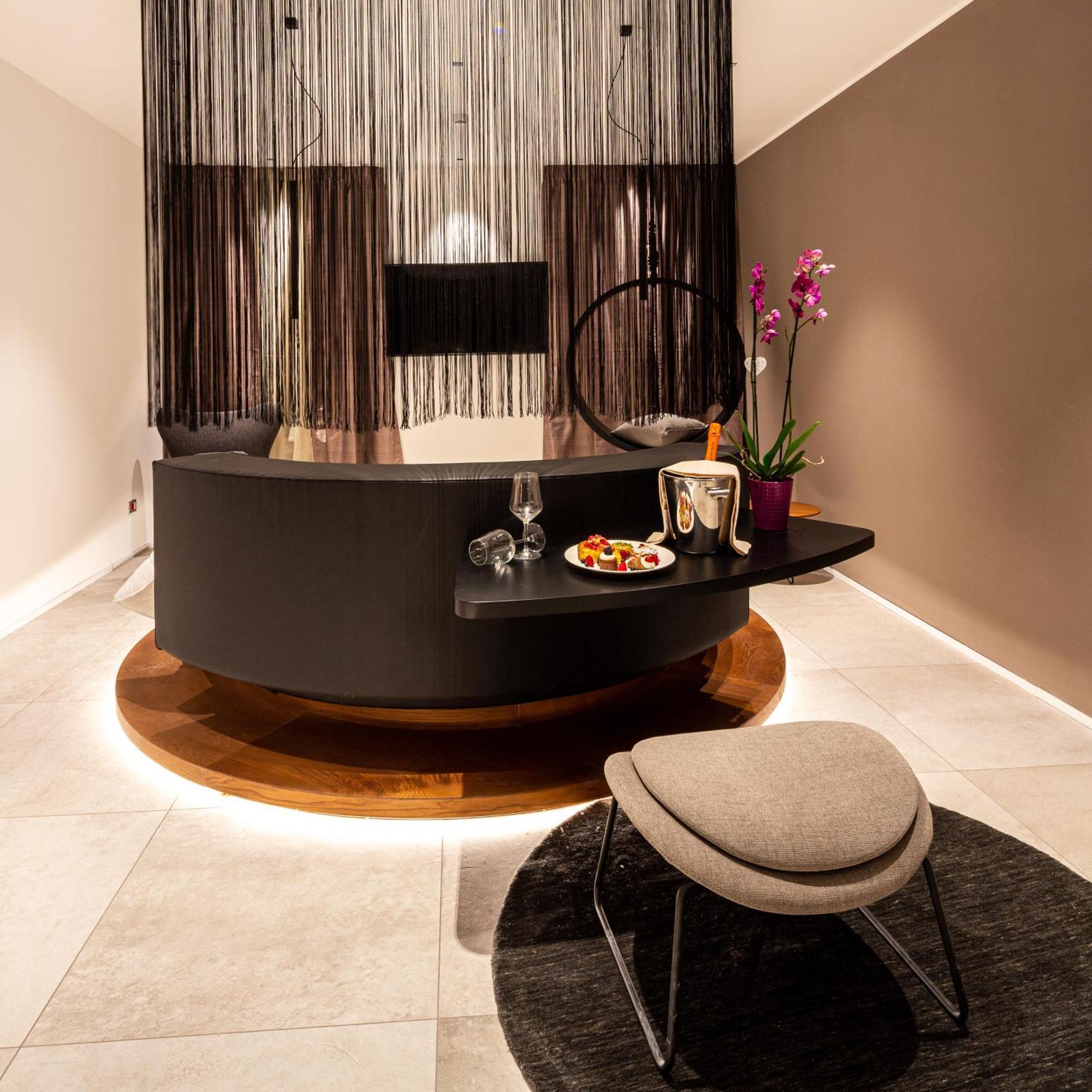 The Corner Duomo Hotel ميلان الغرفة الصورة